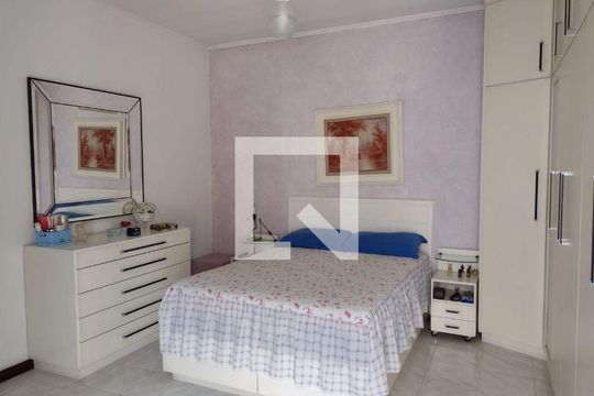 Casa à venda com 4 quartos, 300m² em Vila Monte Alegre, São Paulo