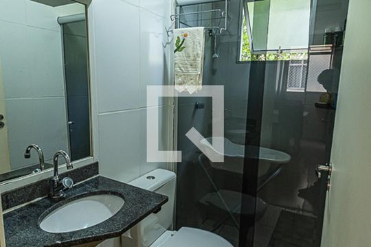 Banheiro de apartamento para alugar com 2 quartos, 45m² em São João Batista (venda Nova), Belo Horizonte