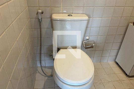 Lavabo de apartamento à venda com 1 quarto, 90m² em Vila Clementino, São Paulo