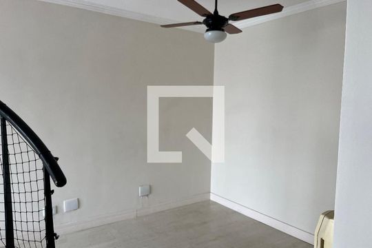 Suite de apartamento para alugar com 1 quarto, 90m² em Vila Clementino, São Paulo