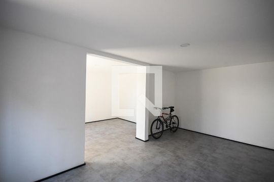 Bicicletário de kitnet/studio para alugar com 1 quarto, 32m² em Jardim Panorama, São Paulo