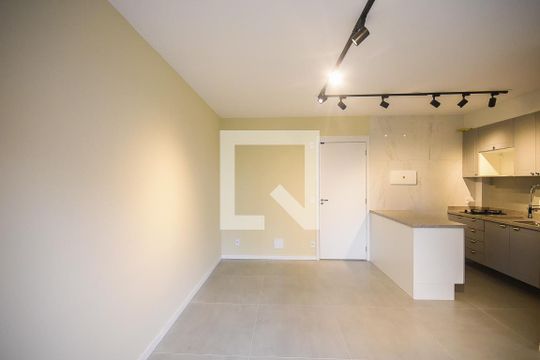 Kitnet/Studio para alugar com 1 quarto, 32m² em Jardim Panorama, São Paulo