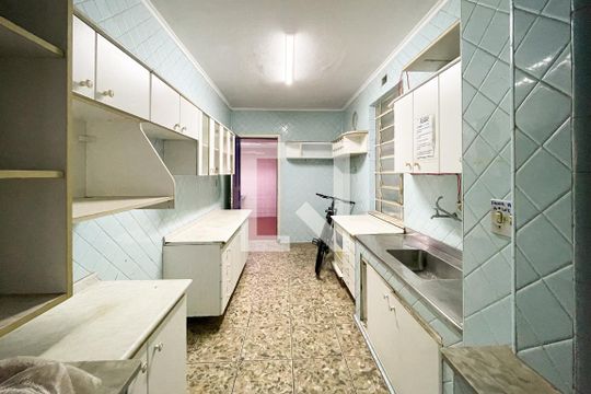 Cozinha de casa à venda com 3 quartos, 180m² em Vila Romana, São Paulo