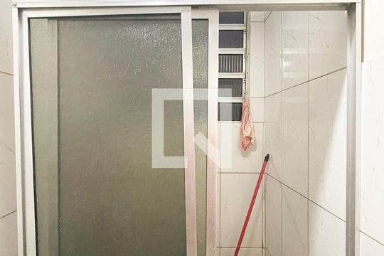 Banheiro 1 de casa à venda com 3 quartos, 180m² em Vila Romana, São Paulo