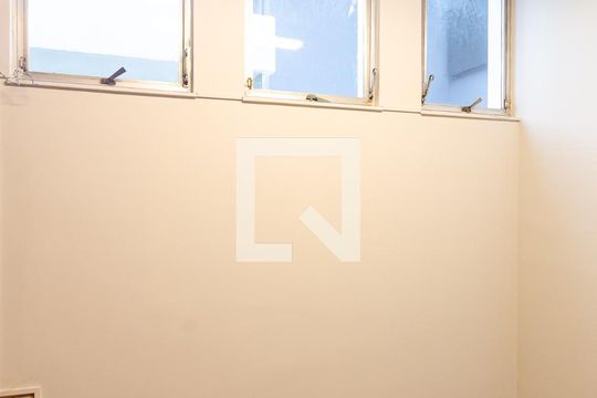 Escritório de casa à venda com 3 quartos, 296m² em Mirandópolis, São Paulo