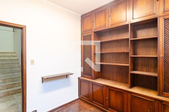 Escritório de casa à venda com 3 quartos, 296m² em Mirandópolis, São Paulo