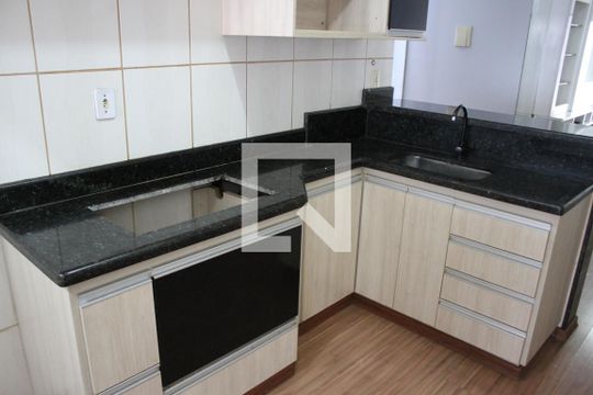 Cozinha de casa para alugar com 2 quartos, 80m² em Residencial Brisas da Mata, Goiânia