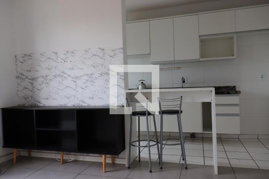 Sala de apartamento à venda com 2 quartos, 48m² em Campina, São Leopoldo