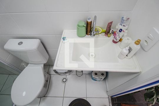Banheiro de casa à venda com 1 quarto, 36m² em Liberdade, São Paulo
