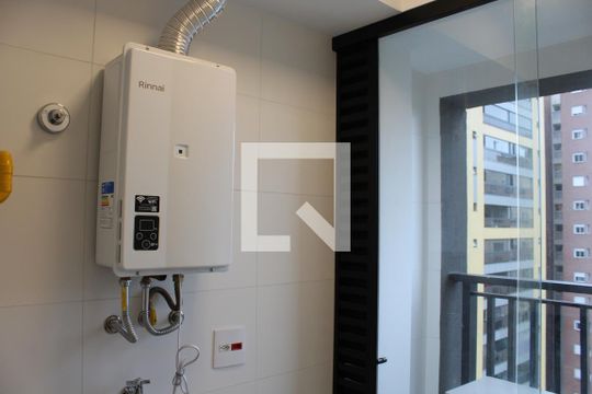 Área de Serviço de apartamento para alugar com 3 quartos, 151m² em Água Branca, São Paulo
