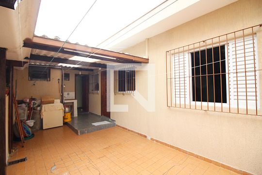 Edícula  de apartamento para alugar com 4 quartos, 236m² em Jardim do Mar, São Bernardo do Campo