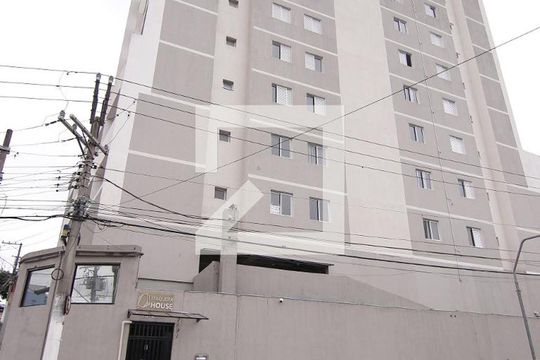 Fachada de apartamento para alugar com 2 quartos, 54m² em Vila Carmosina, São Paulo