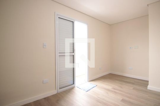 Quarto de apartamento para alugar com 2 quartos, 54m² em Vila Carmosina, São Paulo