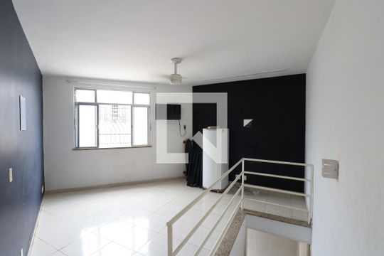 Casa para alugar com 2 quartos, 100m² em Centro, São Gonçalo