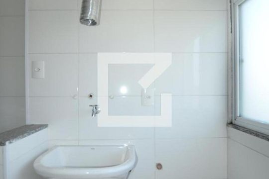 Área de Serviço de apartamento para alugar com 2 quartos, 54m² em Irajá, Rio de Janeiro