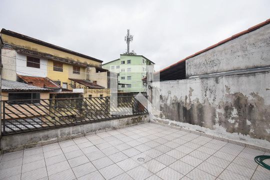 Varanda da suíte de casa para alugar com 3 quartos, 180m² em Cidade Intercap, Taboão da Serra