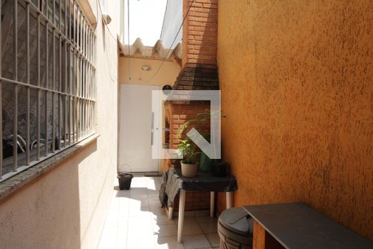 Churrasqueira e quintal de casa à venda com 3 quartos, 120m² em Vila Silvia, São Paulo