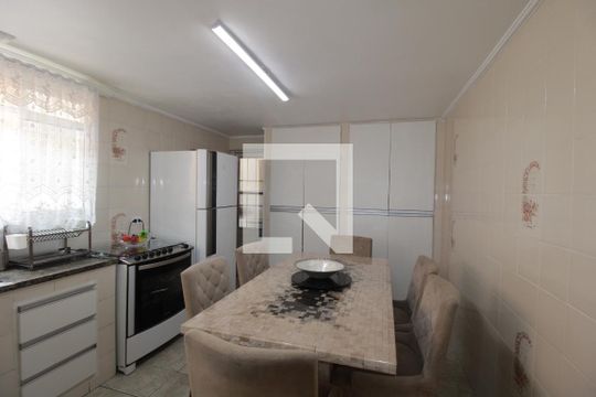 Cozinha de casa à venda com 3 quartos, 120m² em Vila Silvia, São Paulo
