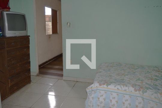 Quarto de casa para alugar com 1 quarto, 40m² em Nascentes Imperiais, Contagem