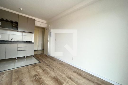 Sala de apartamento para alugar com 1 quarto, 27m² em Vila Campestre, São Paulo