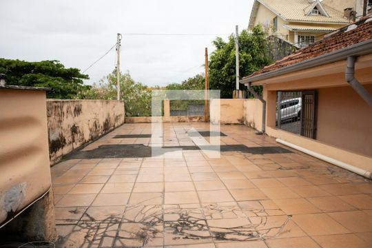 Quintal de casa de condomínio à venda com 2 quartos, 200m² em Parada Inglesa, São Paulo