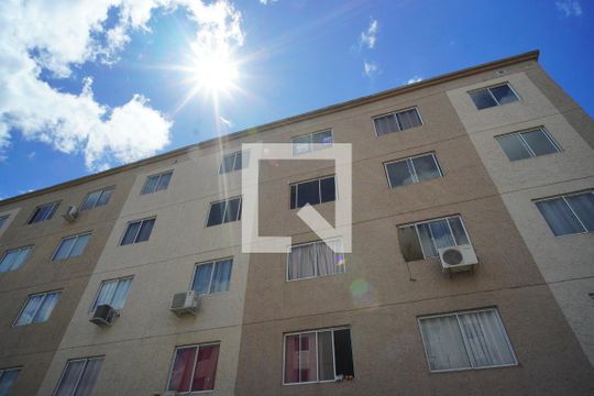 Fachada do bloco de apartamento à venda com 2 quartos, 48m² em Sarandi, Porto Alegre
