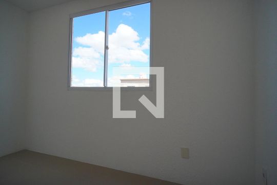 Quarto 1 de apartamento à venda com 2 quartos, 48m² em Sarandi, Porto Alegre