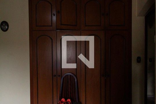 Quarto 3 de casa para alugar com 4 quartos, 400m² em Jardim Magnólia, Sorocaba