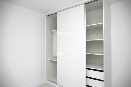Quarto 2 Suíte de apartamento à venda com 2 quartos, 83m² em São João, Porto Alegre