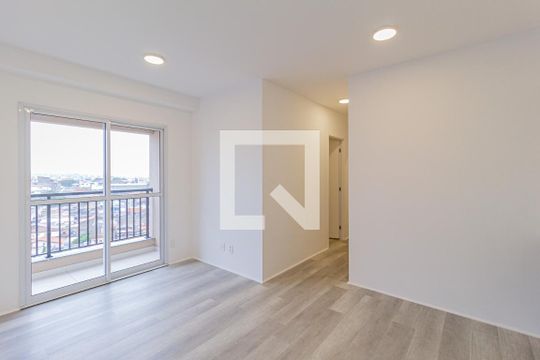 Sala de apartamento para alugar com 3 quartos, 66m² em Jardim das Belezas, Carapicuíba