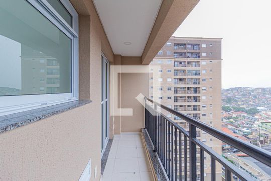 Sacada de apartamento para alugar com 3 quartos, 66m² em Jardim das Belezas, Carapicuíba