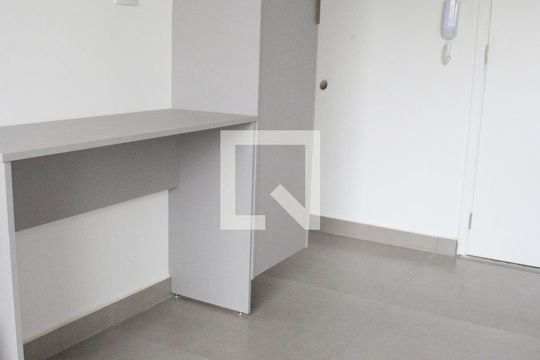 Cozinha de kitnet/studio para alugar com 1 quarto, 25m² em Santana, São Paulo