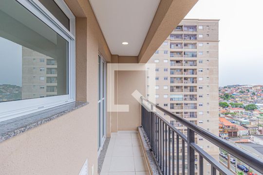 Sacada de casa de condomínio para alugar com 3 quartos, 66m² em Jardim das Belezas, Carapicuíba