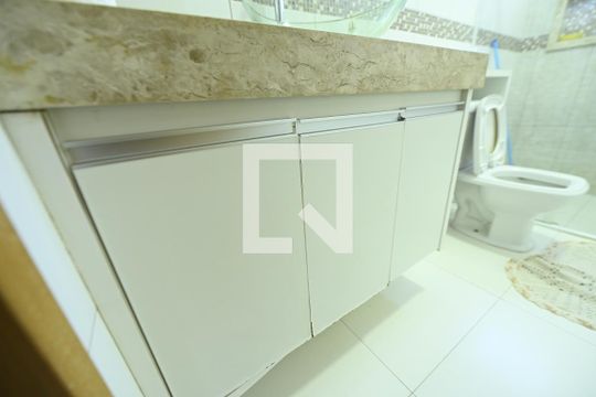 Banheiro de casa para alugar com 3 quartos, 210m² em Conjunto Cruzeiro do Sul, Aparecida de Goiânia
