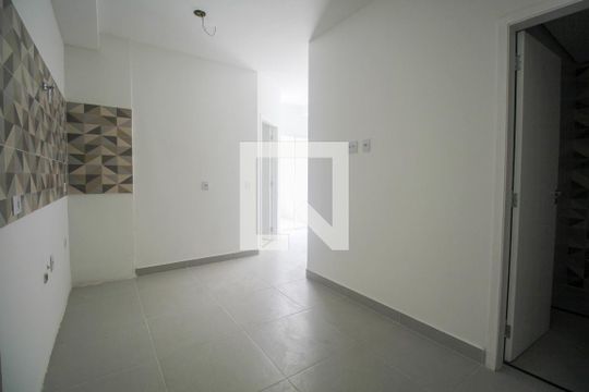 Sala/Cozinha de apartamento à venda com 2 quartos, 36m² em Vila Monumento, São Paulo