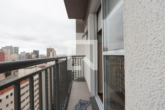 Sacada de kitnet/studio para alugar com 1 quarto, 19m² em Bela Vista, São Paulo