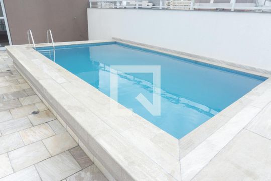 Área comum - Piscina de kitnet/studio para alugar com 1 quarto, 19m² em Bela Vista, São Paulo