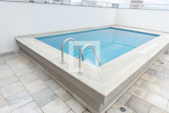 Área comum - Piscina de kitnet/studio para alugar com 1 quarto, 19m² em Bela Vista, São Paulo