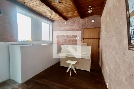 Cozinha americana de casa para alugar com 2 quartos, 600m² em Gávea, Rio de Janeiro
