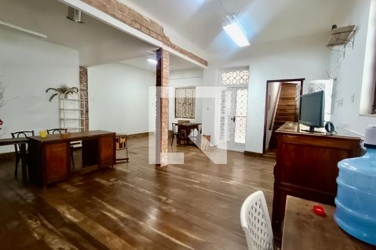 Sala de casa para alugar com 2 quartos, 600m² em Gávea, Rio de Janeiro