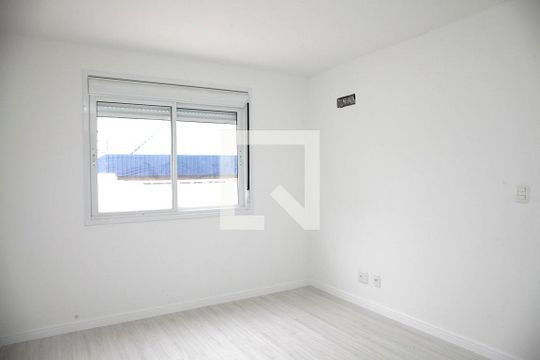 Quarto  de apartamento à venda com 1 quarto, 72m² em São João, Porto Alegre