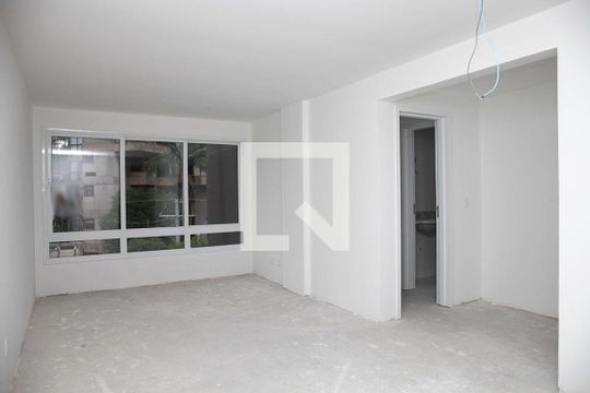 Apartamento à venda com 2 quartos, 83m² em São João, Porto Alegre