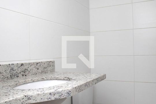 Banheiro Quarto 1 Suíte de apartamento à venda com 2 quartos, 83m² em São João, Porto Alegre