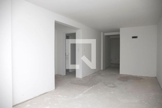 Sala de apartamento à venda com 2 quartos, 83m² em São João, Porto Alegre