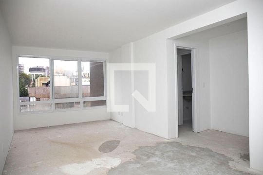 Apartamento à venda com 2 quartos, 83m² em São João, Porto Alegre