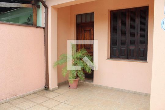 Fachada de casa à venda com 2 quartos, 250m² em Vila Romana, São Paulo