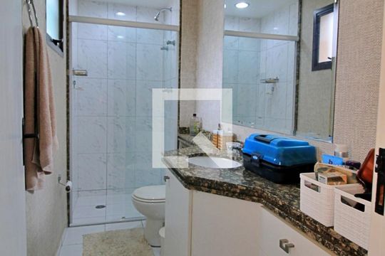 Banheiro do Quarto 1 de apartamento à venda com 4 quartos, 152m² em Jardim Monte Kemel, São Paulo