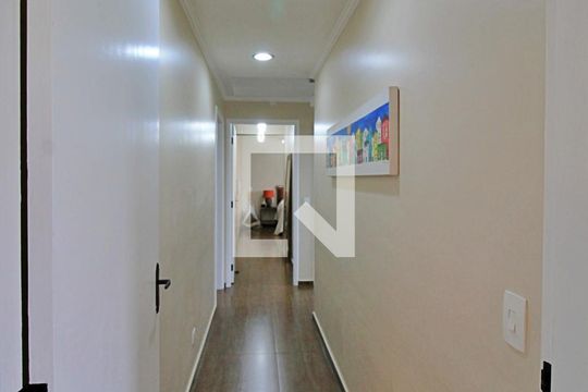 Corredor de apartamento à venda com 4 quartos, 152m² em Jardim Monte Kemel, São Paulo