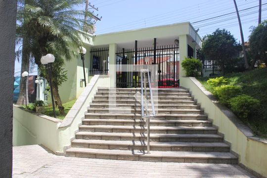 Área comum de apartamento para alugar com 2 quartos, 55m² em Picanço, Guarulhos