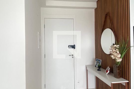 Sala de apartamento à venda com 2 quartos, 59m² em Alphaville Empresarial, Barueri